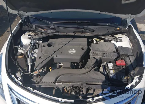 2015 Nissan Altima 2.5/2.5 S/2.5 Sl/2.5 Sv z USA, uszkodzony, nr VIN 1N4AL3AP6FC583826